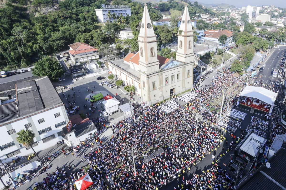 Cat&oacute;licos celebram dia de Corpus Christi em S&atilde;o Gon&ccedil;alo, na Regi&atilde;o Metropolitana do Rio - Clever Felix/Parceiro/Ag&ecirc;ncia O Dia