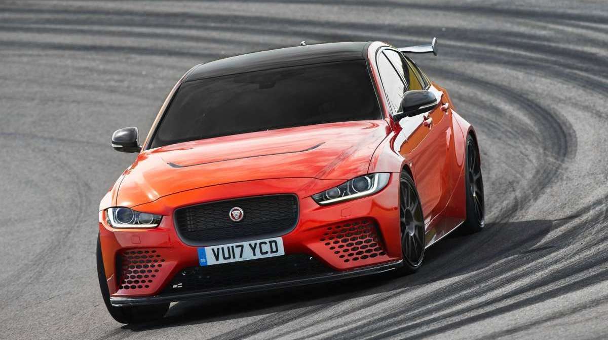 Jaguar XE SV Project 8 - Divulgação