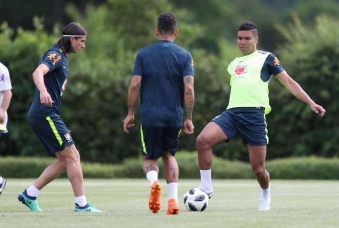 Seleção brasileira se despediu do CT do Tottenham