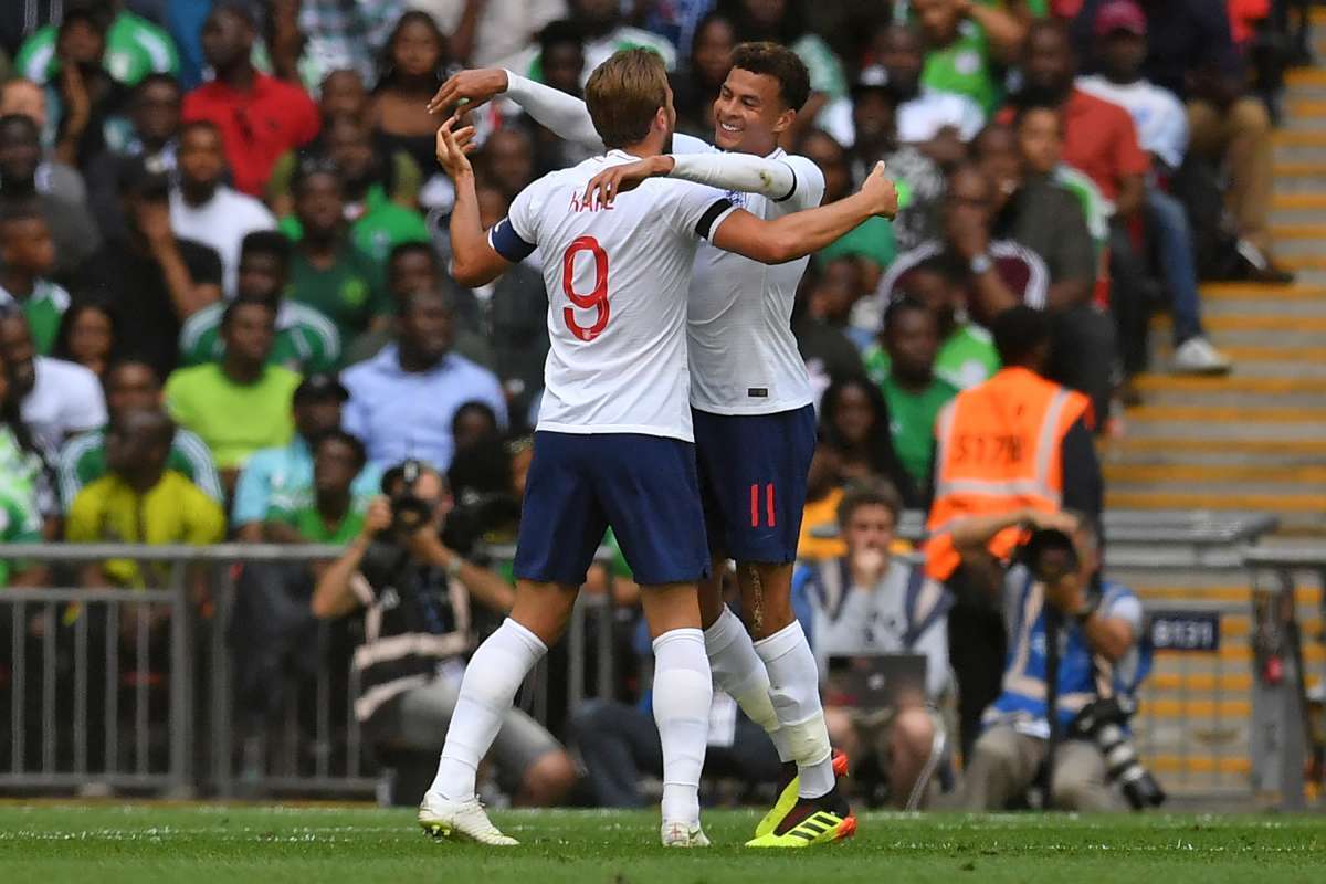 Harry Kane comemora gol contra os nigerianos - AFP