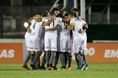 Botafogo mostra força e derrota o Vasco em São Januário