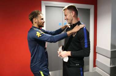 Ex-Barcelona afirma que prefere Neymar a Messi: 'É meu jogador favorito'