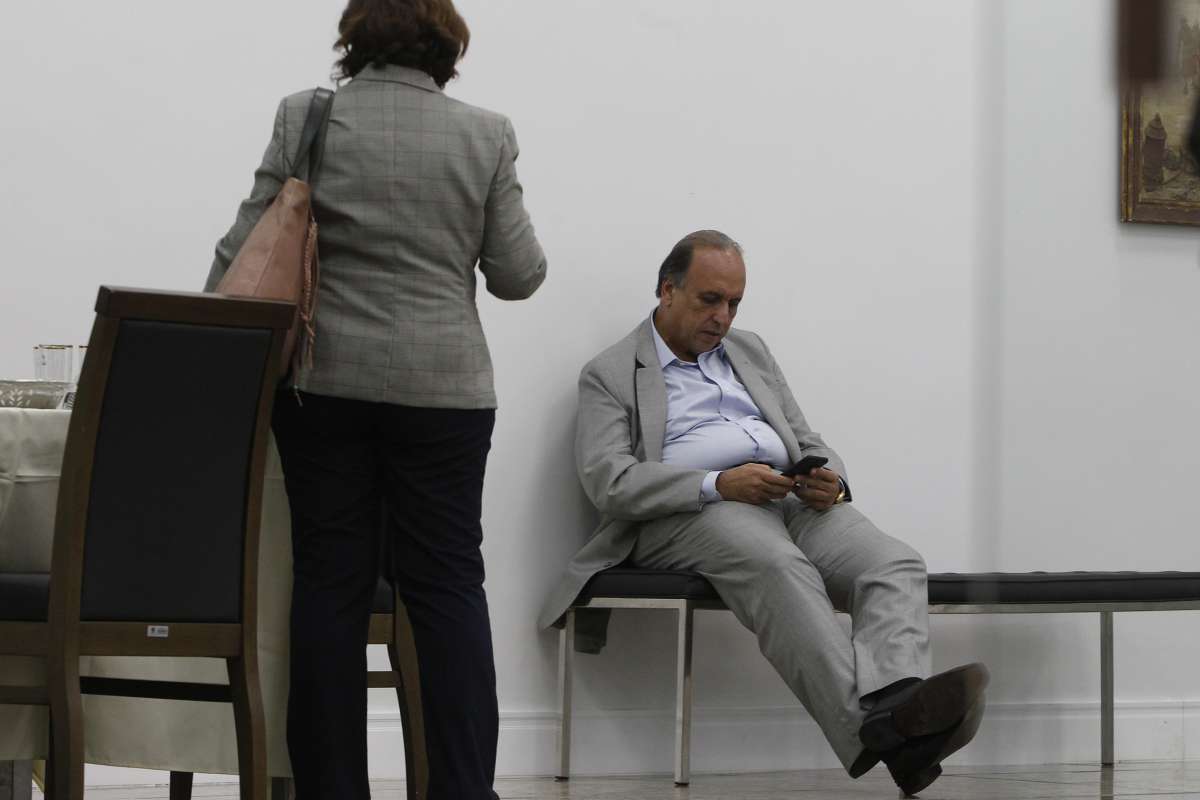 O ex-governador Luiz Fernando Pez&atilde;o