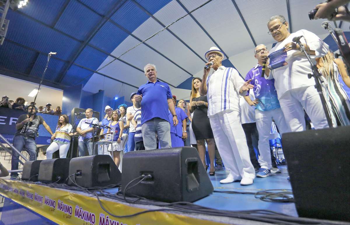 Tributo a Clara Nunes marca festa de lançamento do enredo da Portela para 2019
