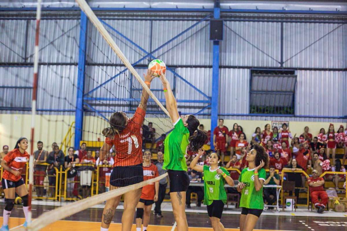 Jogos Universit&aacute;rios aconteceram em Vassouras 