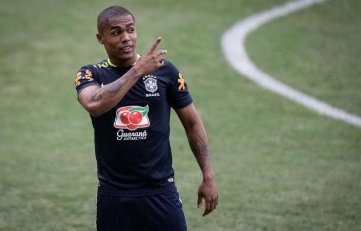 Douglas Costa foi comprado pela Juventus - Pedro Martins / MoWA Press