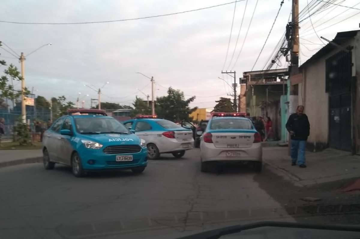 Edemilson de Oliveira chegou a ser socorrido, mas não resistiu - FOTO ENVIADA PARA O ZAP ZAP DO MEIA HORA