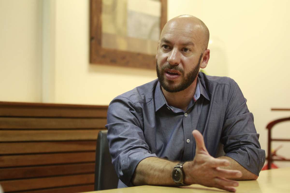 Prefeito recorreu &agrave; Justi&ccedil;a contra a C&acirc;mara, elevando a temperatura