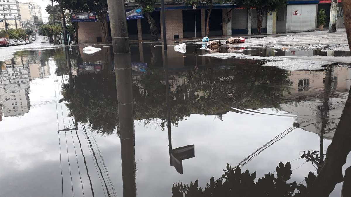 Chuva Forte Atinge Bairros Do Rio Rio De Janeiro O Dia 