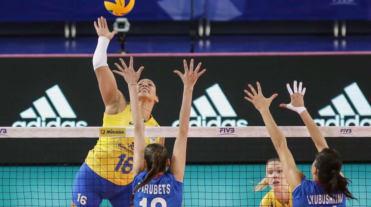 Brasil enfrenta Rússia e vence por 3 sets a 2 - Reprodução FIVB
