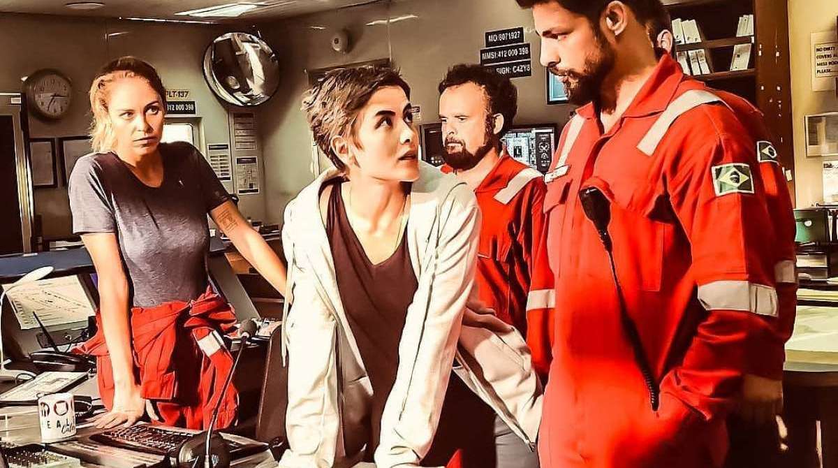 Cauã Reymond nos bastidores de 'Ilha de Ferro'