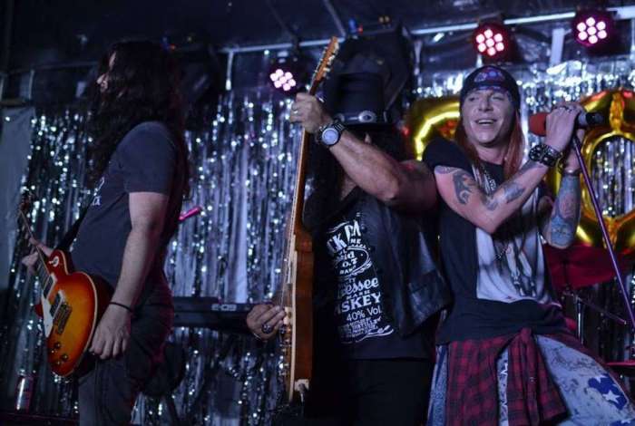 Grupo cover da banda de rock Guns N'Roses se apresentará em Nova Iguaçu - Divulgação