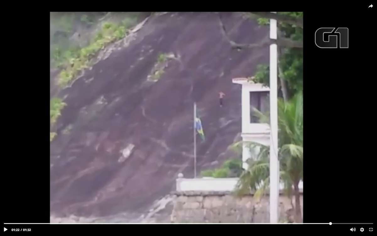 Suspeito tenta fugir de cerco da polícia ao Morro da Babilônia pela Praia Vermelha, mas foi preso lá embaixo