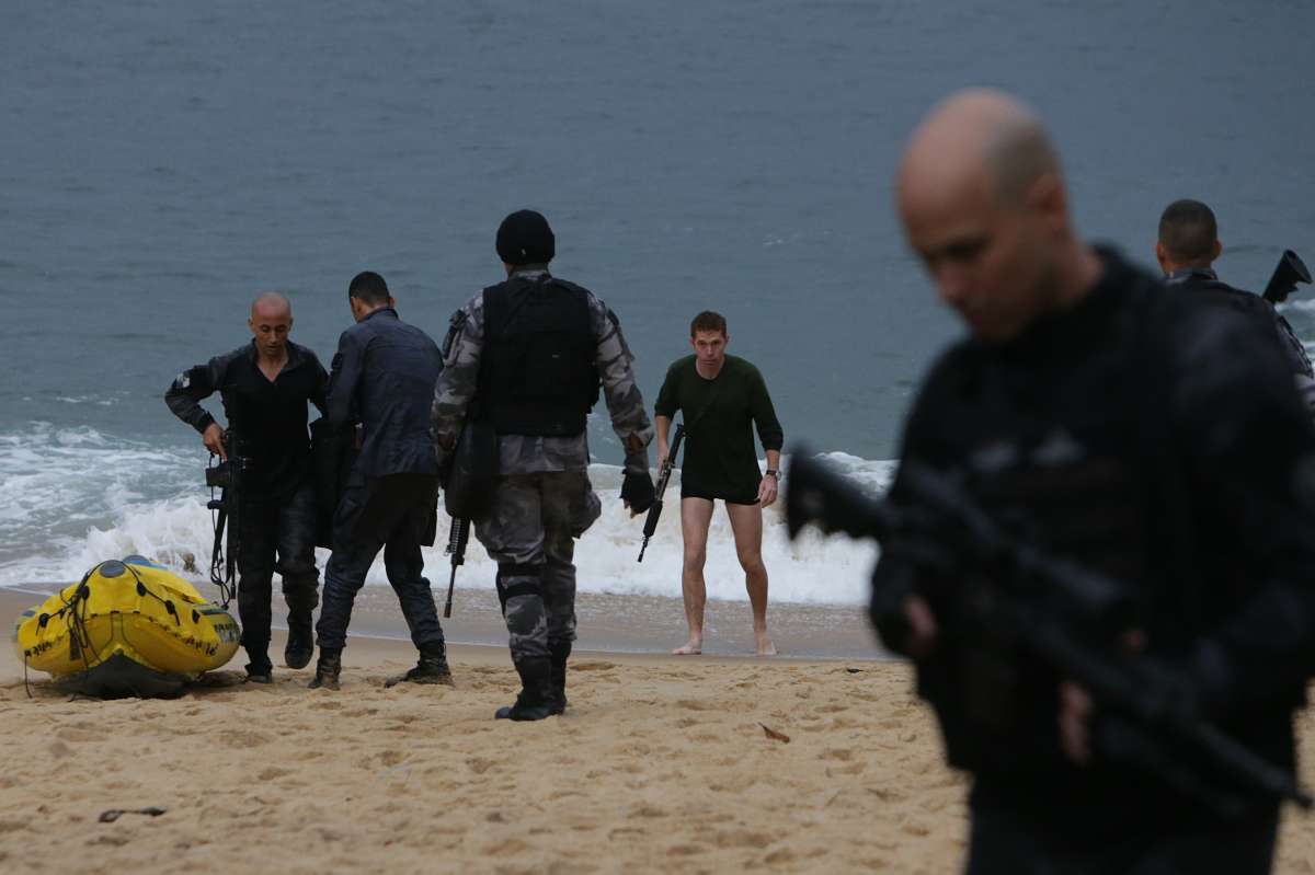 No in&iacute;cio de junho, policia trocaram tiros com bandidos que fugiram do Morro da Babil&ocirc;nia, no Leme, pelo Cost&atilde;o da Urca - Daniel Castelo Branco / Ag&ecirc;ncia O Dia