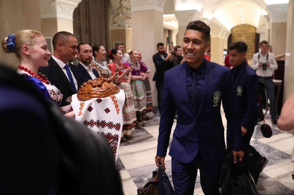 Seleção Brasileira pousou em solo russo na madrugada deste domingo