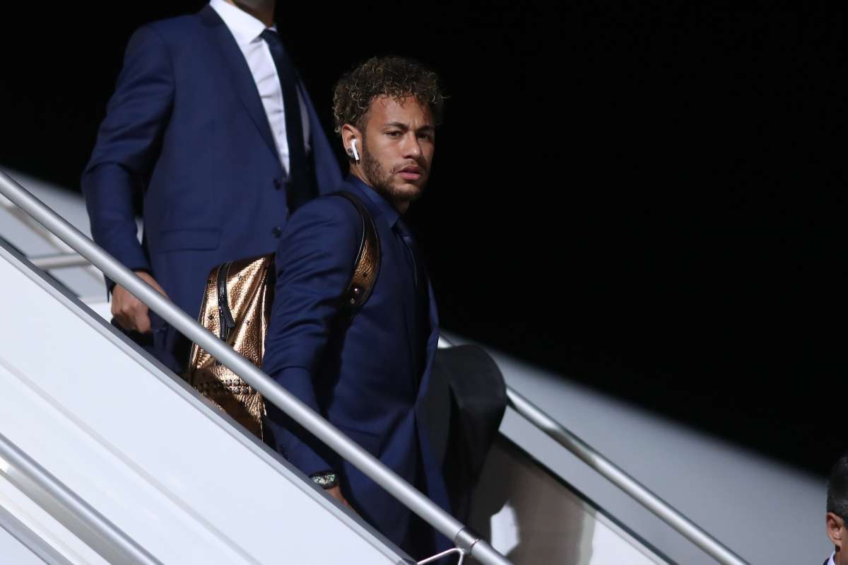 Seleção Brasileira pousou em solo russo na madrugada deste domingo