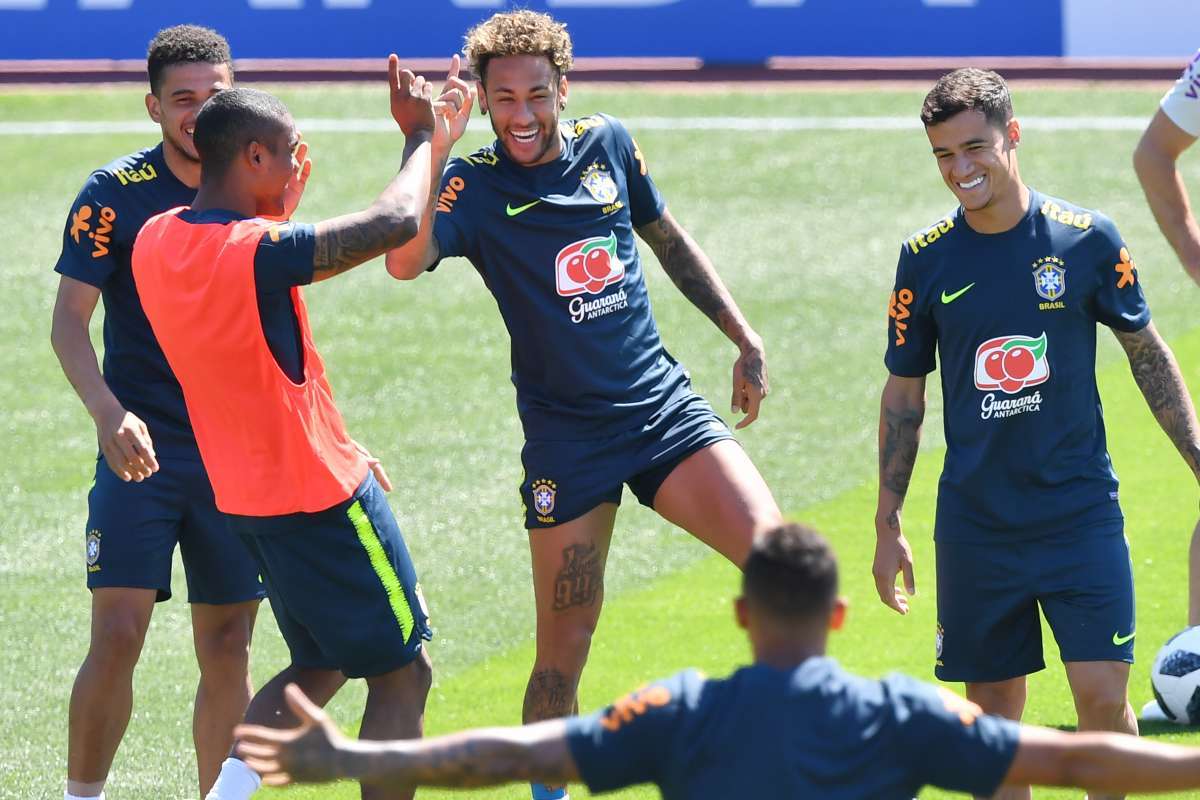 Treino da Seleção desta terça-feira foi marcada pelo clima descontraído entre os jogadores - AFP