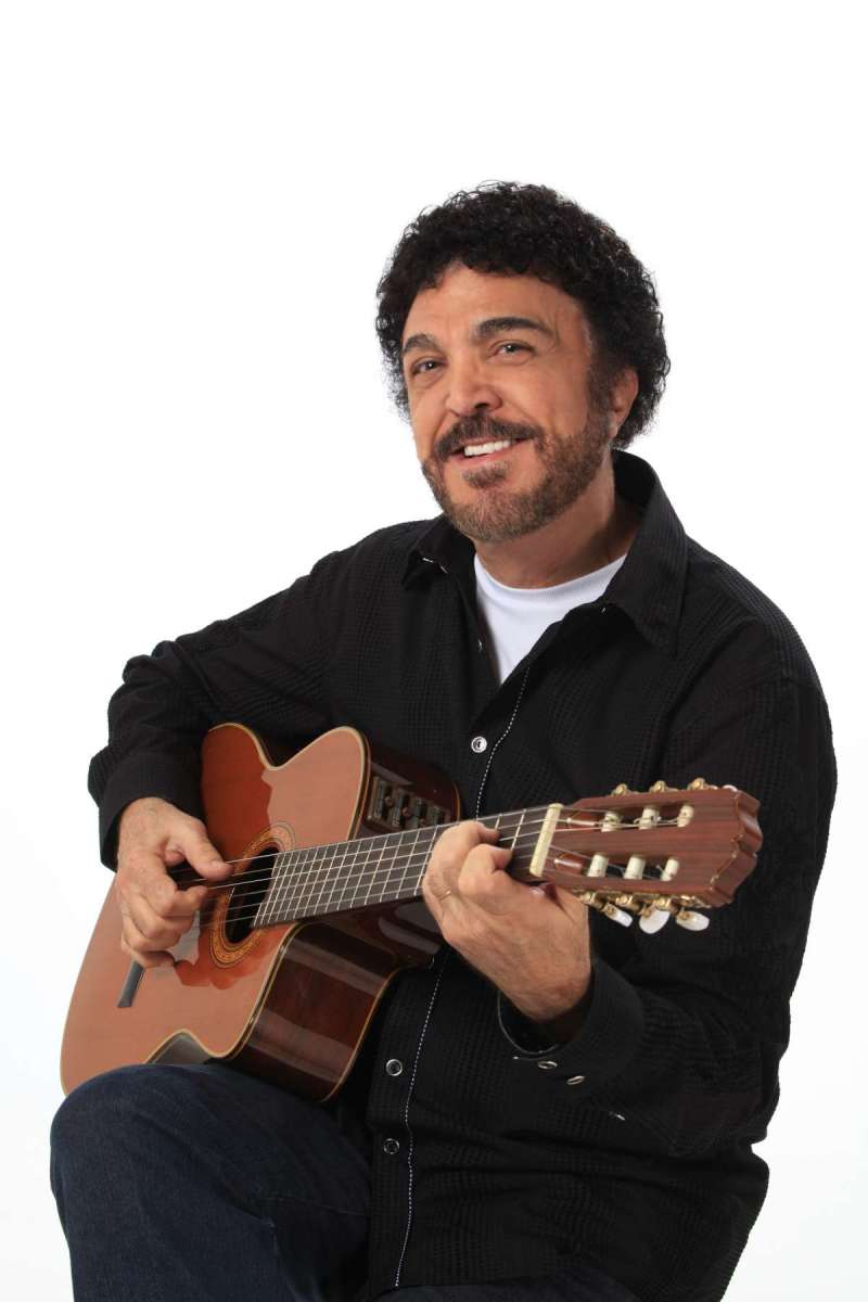 Luiz Ayrão lança disco novo