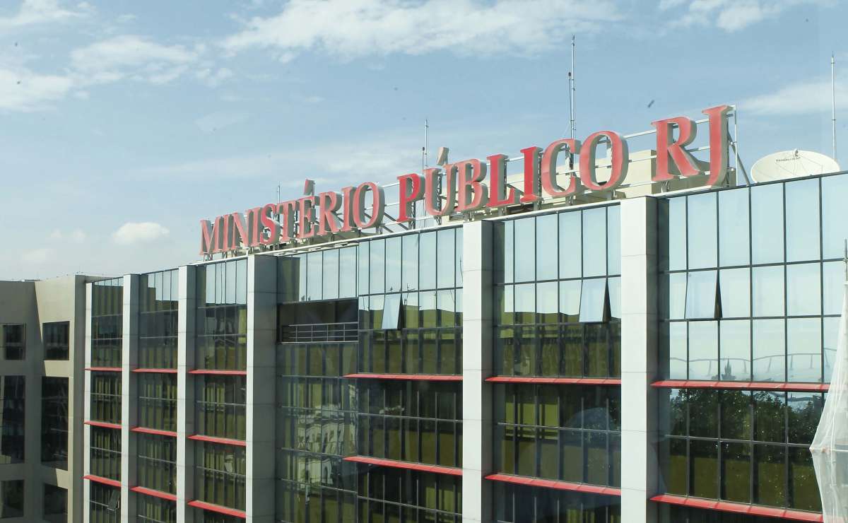 Major da PM e mais nove policiais foram denunciados por transformar UPP em 'mercado persa do crime'
- Estefan Radovicz / Agência O D