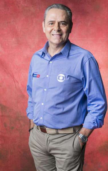 Durante transmiss&atilde;o, Luis Roberto confunde nome de zagueiro do Corinthians - TV Globo/Jo&atilde;o Miguel Junior