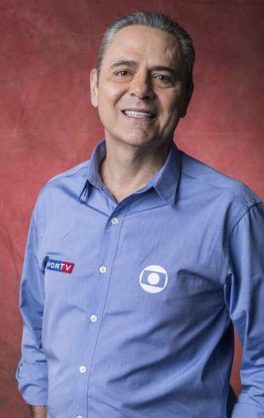 O narrador Luis Roberto - TV Globo/Jo&atilde;o Miguel Junior