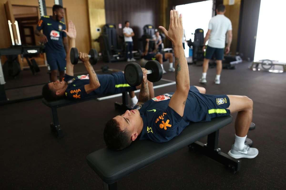 Seleção trabalha pelo segundo dia em Sochi