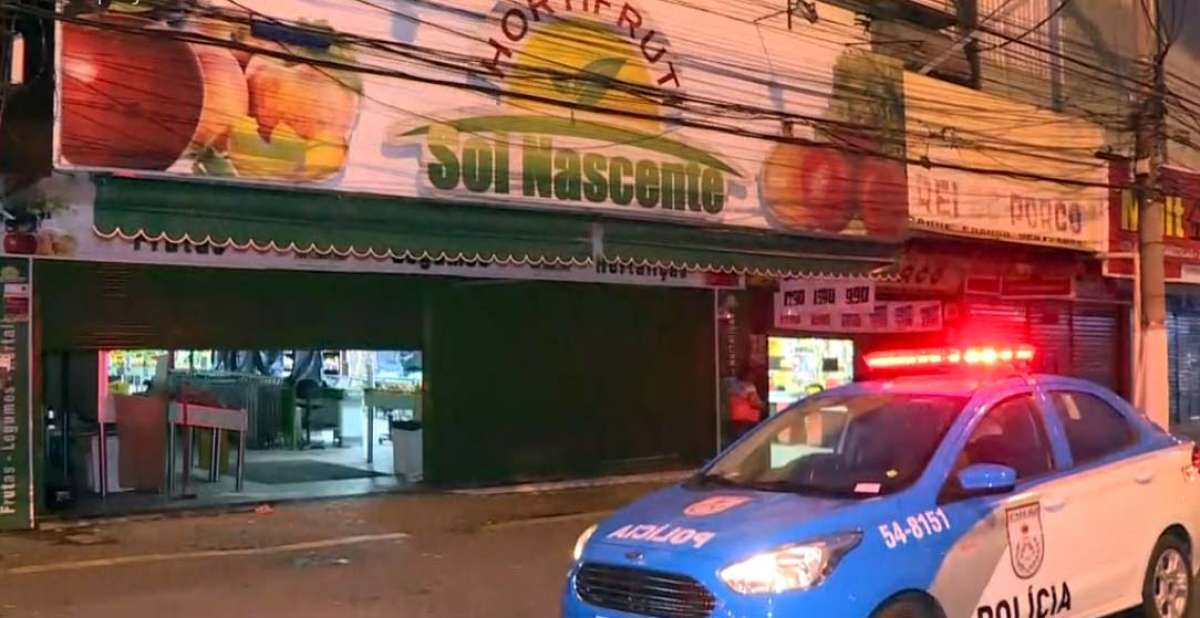 Caixa foi completamente danificado