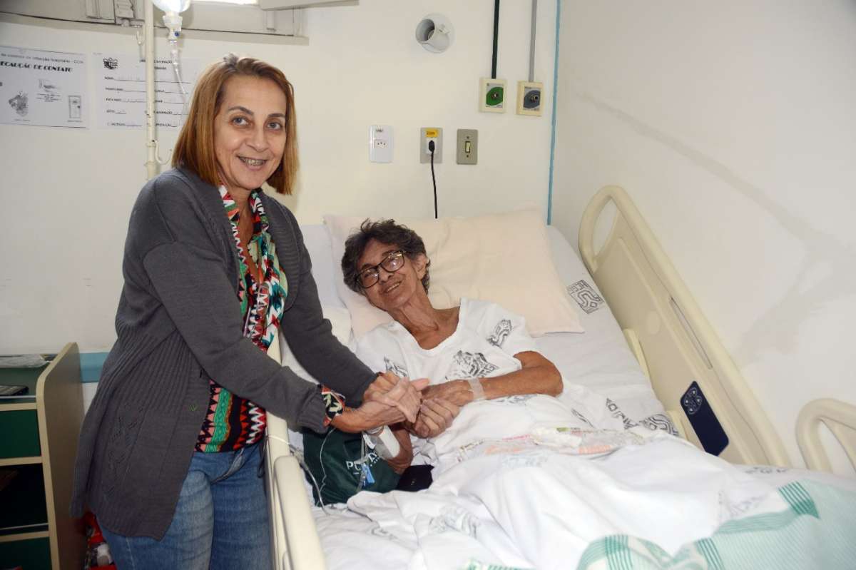 Rosângela de Souza Maciel e a mãe, Dona Nelly da Silva