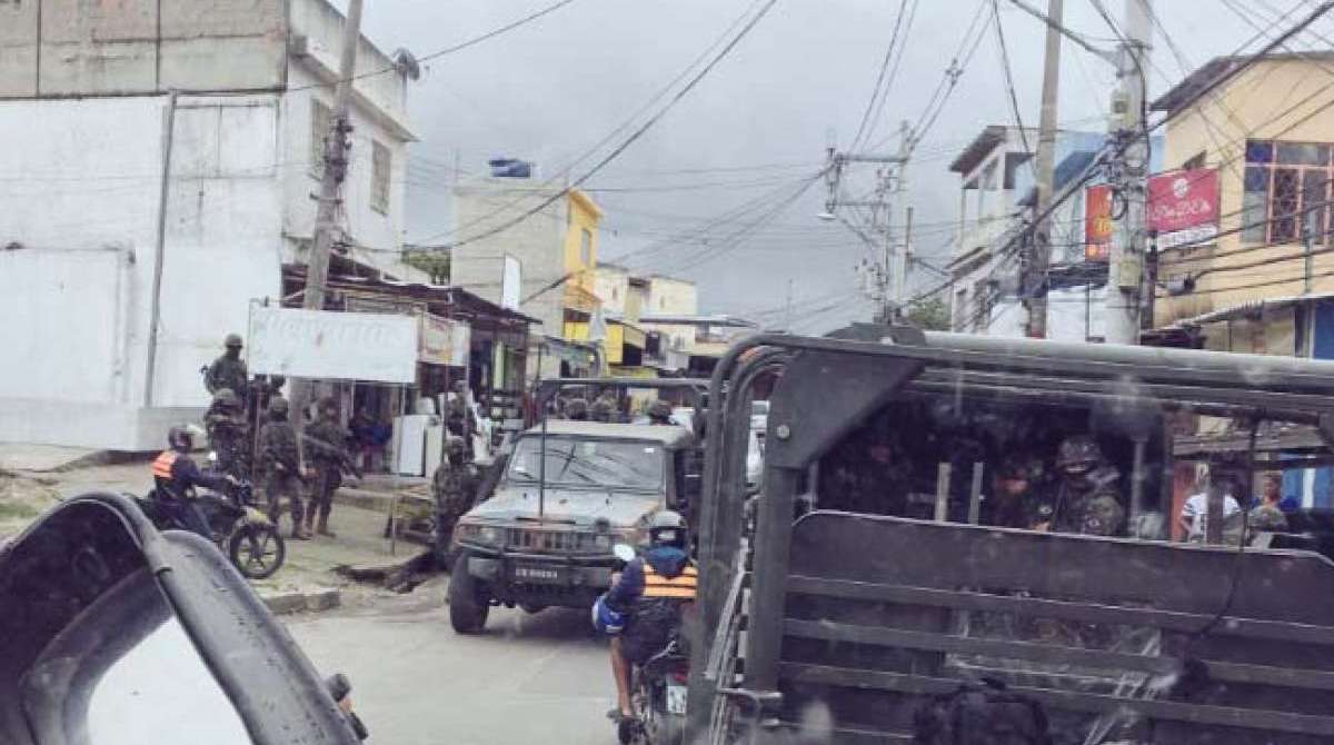 Forças de Segurança realizam operação em comunidades  de Bangu, Ricardo de Albuquerque, Padre Miguel, Magalhães Bastos, Sulacap, Deodoro, Valqueire, Realengo, Honório Gurgel e Campinho - Reprodução Twitter