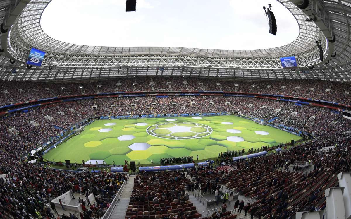 Luzhniki Stadium recebeu abertura da Copa