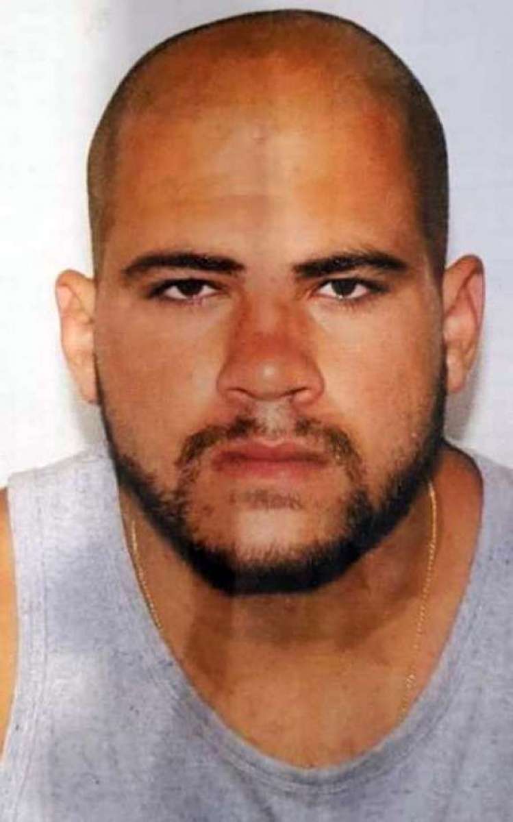 Gilberto Antonio Casado Rosa, o Russão do Gelo, é procurado pela polícia