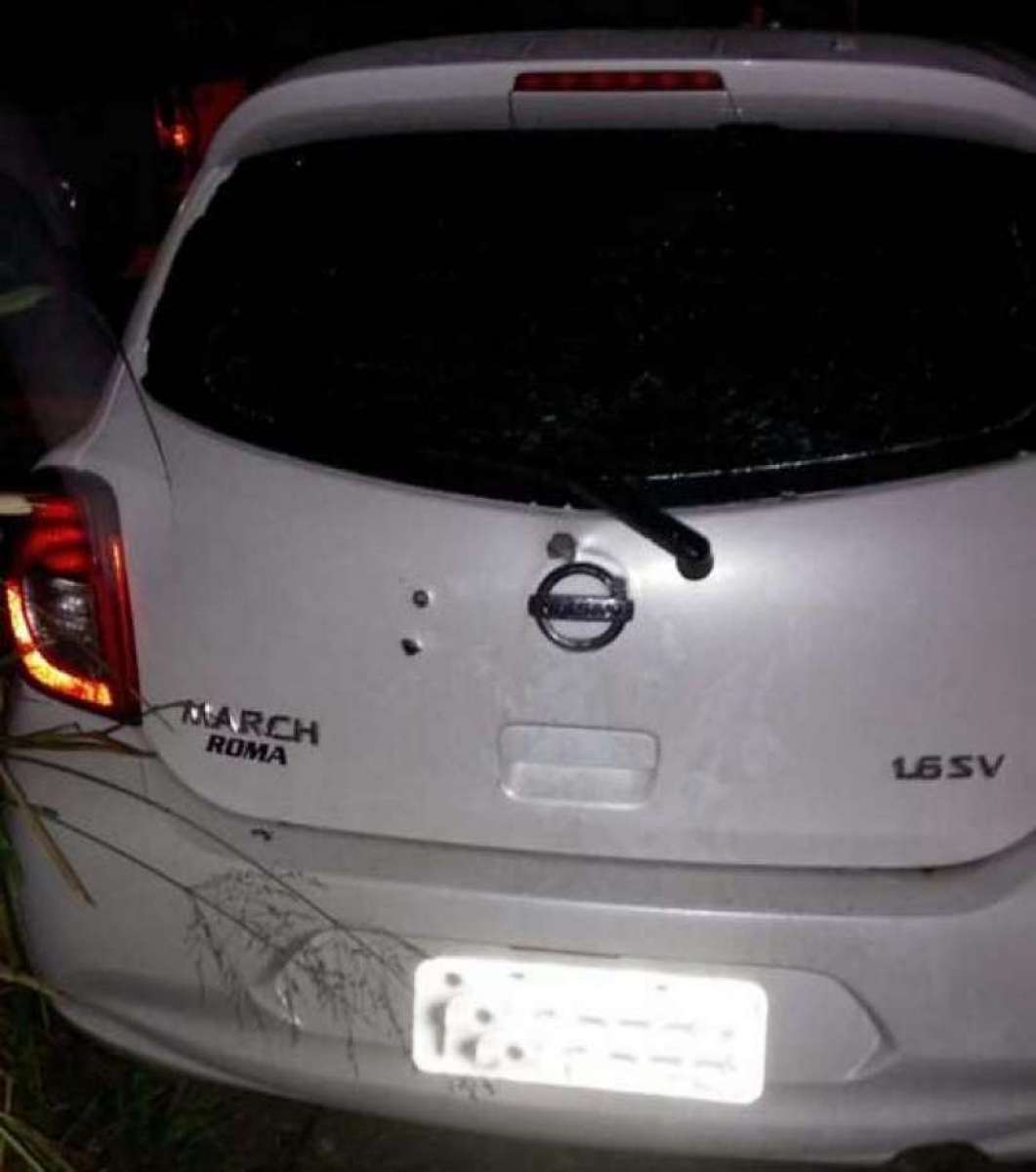 Carro em que os bandidos de Niterói estavam