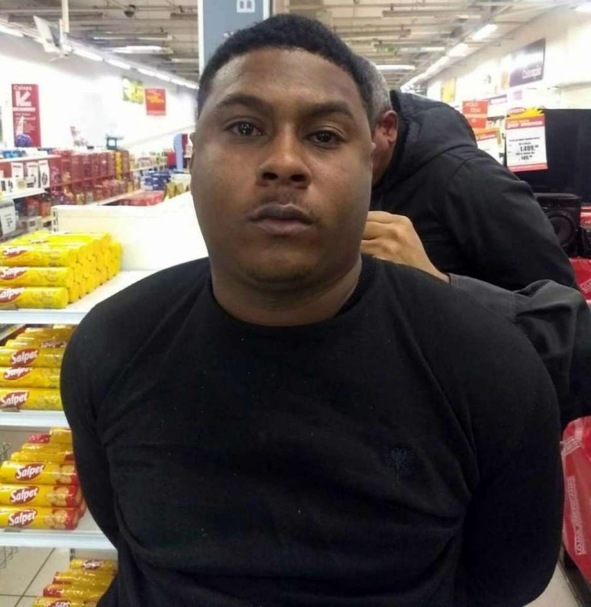 Rev&oacute;lver usado no sequestro