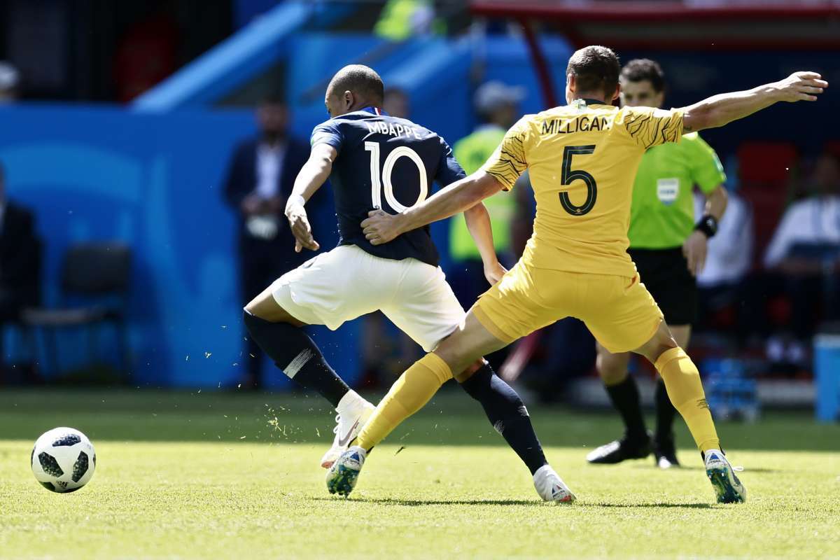 França e Austrália duelaram em jogo válido pelo Grupo C neste sábado