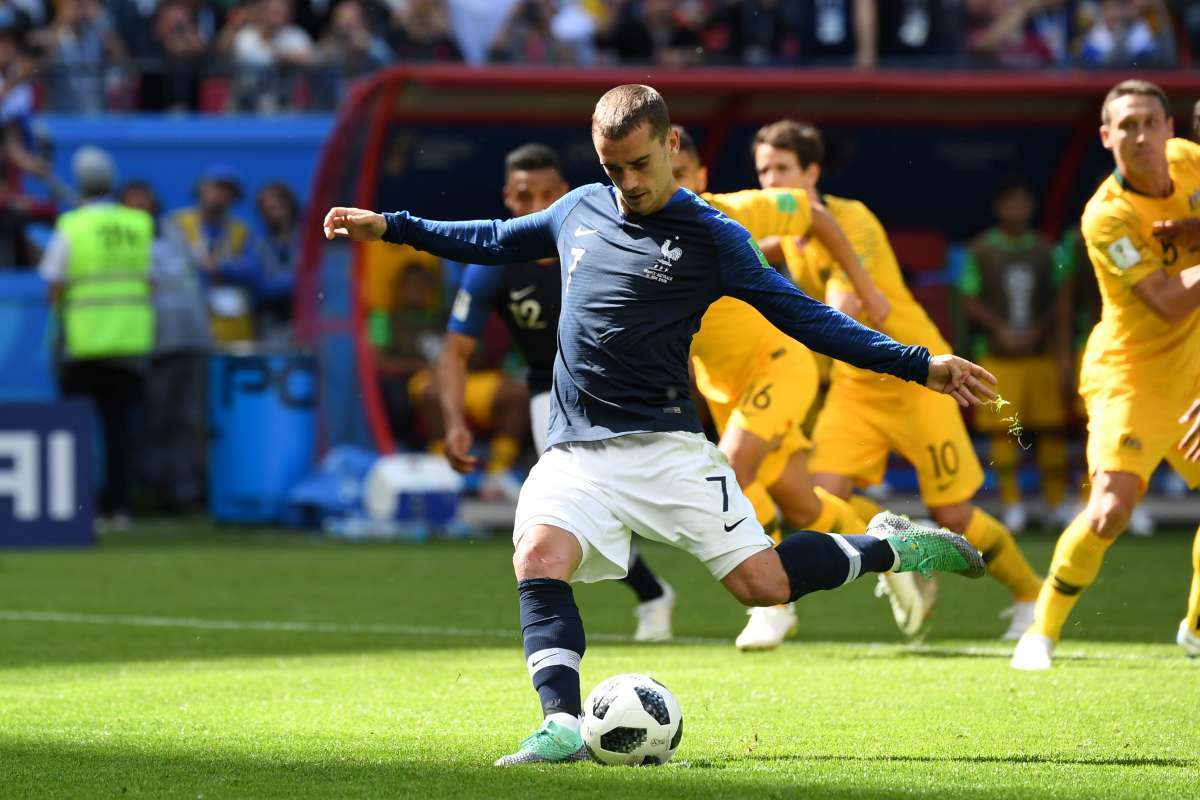 Partida de estreia do Grupo C, França e Austrália