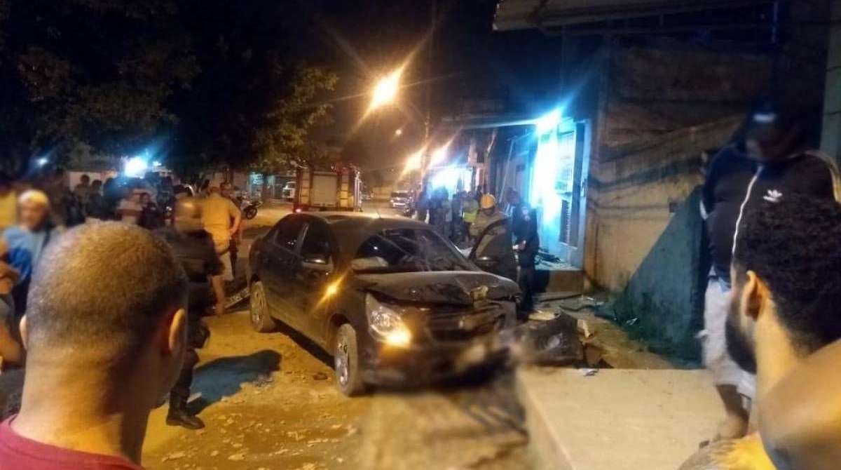 Veículo estava desgovernado durante a fuga