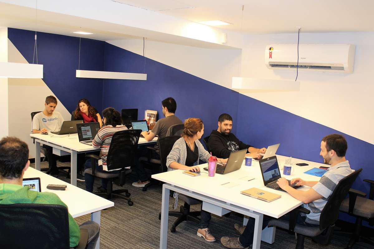 Aplicativo que conecta compradores a vendedores de seminovos abre vagas 10 vagas para escritório do Rio 