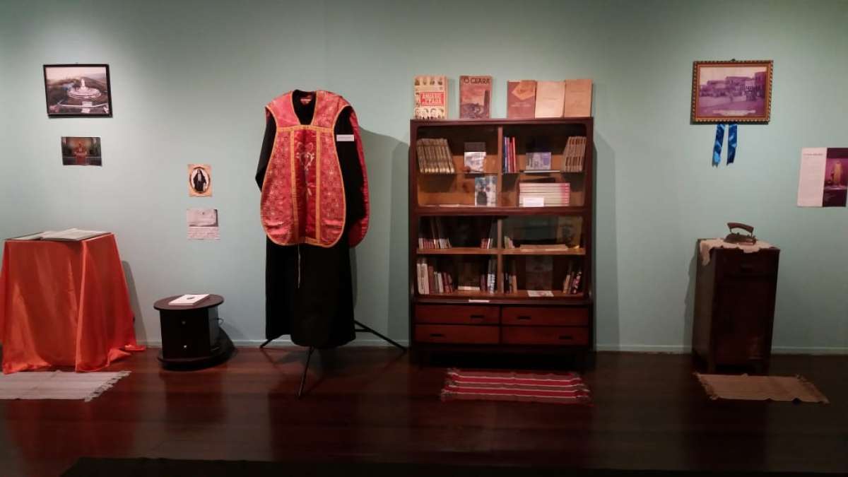 Relíquias de Padre Cícero em exposição no Sesc Nova Iguaçu