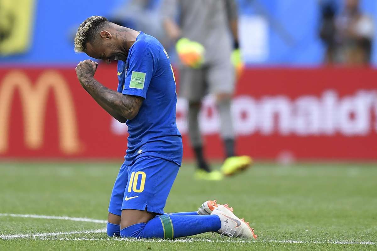 Neymar chora ap&oacute;s vit&oacute;ria complicada contra a Costa Rica - AFP