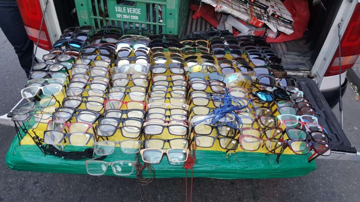 Operação especial apreende mercadorias ilegais em Copacabana

 - Divulgação