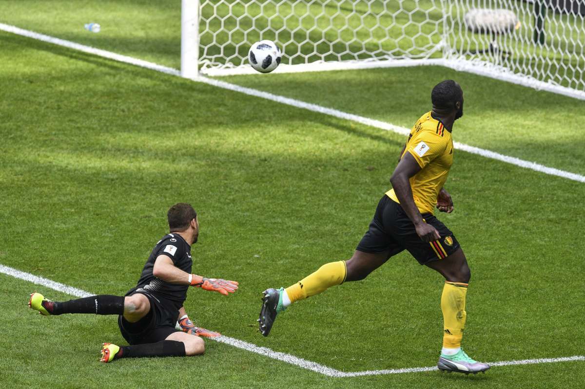 Lukaku marcou dois gols na vitória da Bélgica sobre a Tunísia