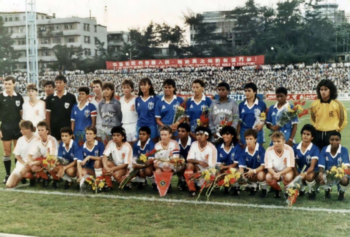 Simone (a segunda da esquerda para direita) morreu aos 50 anos - Reprodução