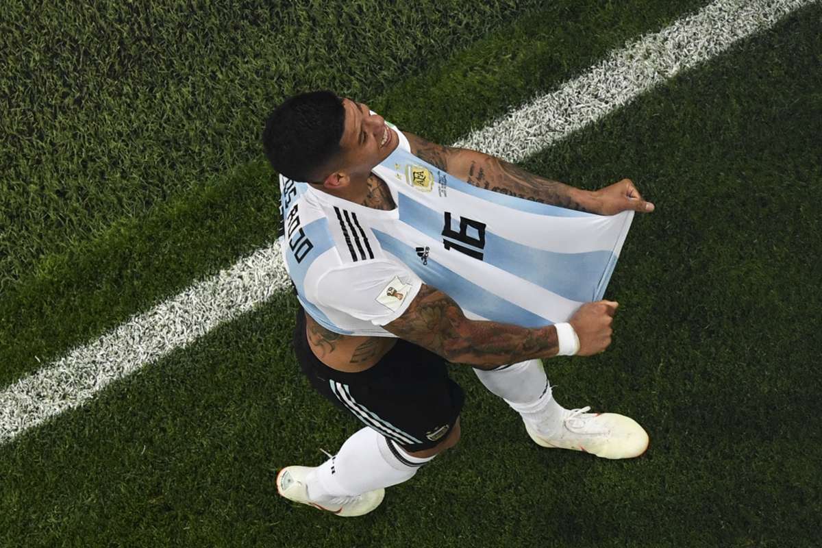 A banner of Argentina's forward Lionel Messi is displayed during the Russia 2018 World Cup Group D football match between Nigeria and Argentina at the Saint Petersburg Stadium in Saint Petersburg on June 26, 2018. / AFP PHOTO / Olga MALTSEVA / RESTRICTED TO EDITORIAL USE - NO MOBILE PUSH ALERTS/DOWNLOADS