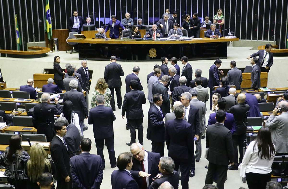 Projeto foi votado na noite desta segunda - Michel Jesus / Câmara dos Deputados