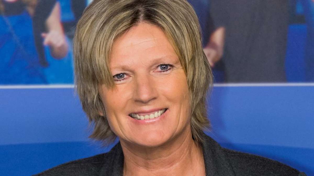 Claudia Neumann trabalha na televisão alemã ZDF - Reprodução Internet