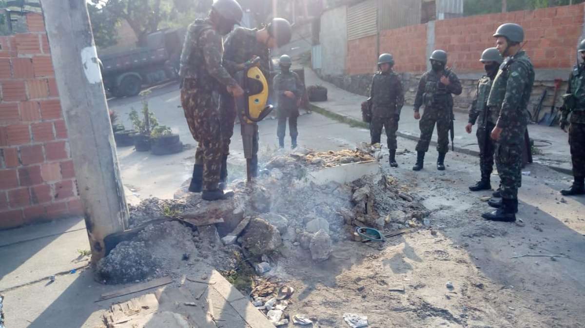 Operação no Complexo da Pedreira 