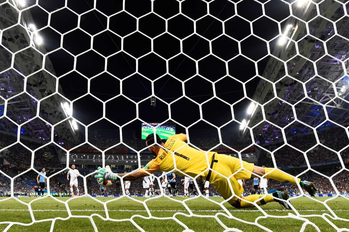 Portugal e Uruguai se enfrentaram neste sábado por uma vaga nas quartas de final da Copa do Mundo