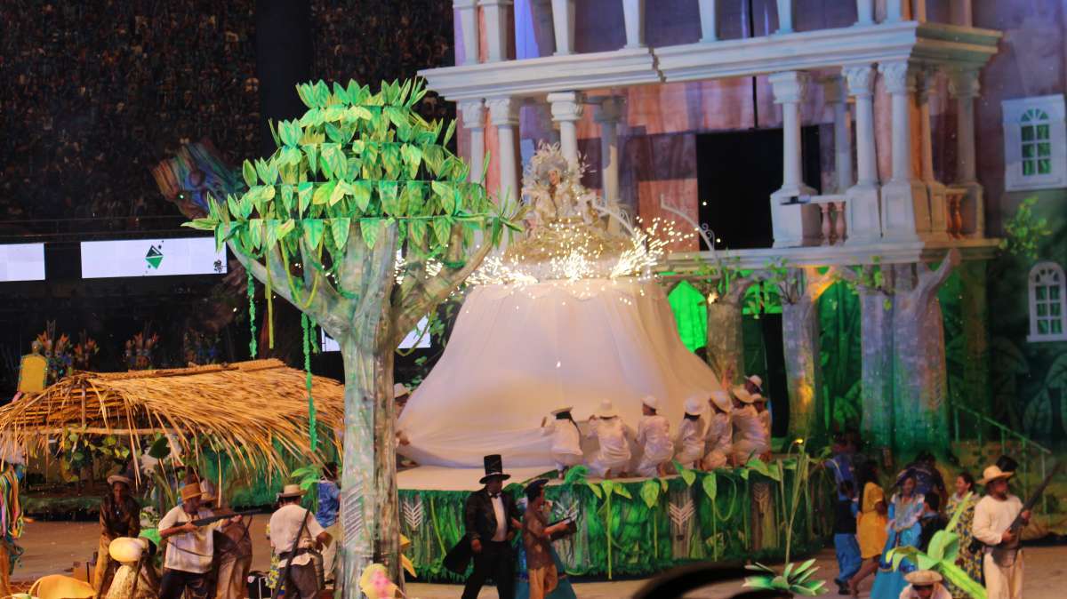 Caprichoso conquistou o bi com o tema 'Sabedoria Popular - Uma Revolução Ancestral'