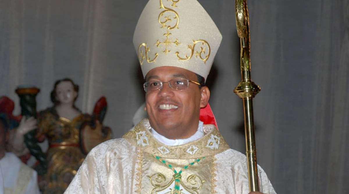 Troca de bispos na diocese de Nova Iguaçu - Reprodução de internet