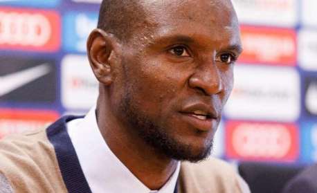 Ex-Barcelona desmente que morreu: 'Vivo e saudável'